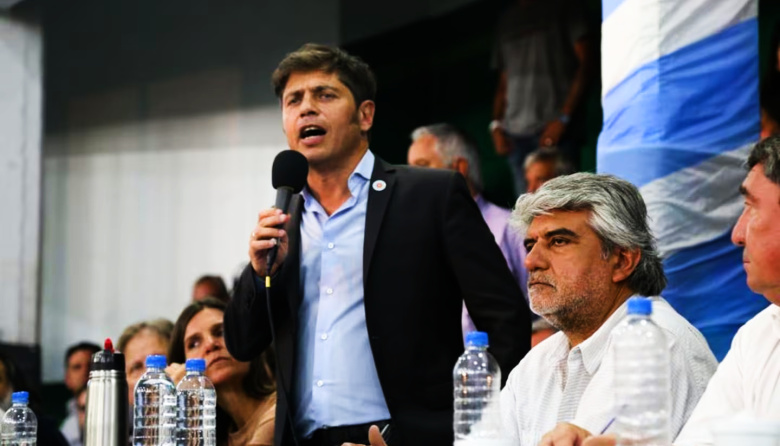 Kicillof cerró los sueldos de junio sin aumento: crece la tensión con docentes y estales