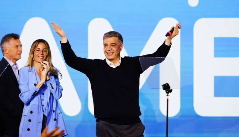 Jorge Macri mueve el tablero político: la carrera por la reelección y la pelea con Adorni