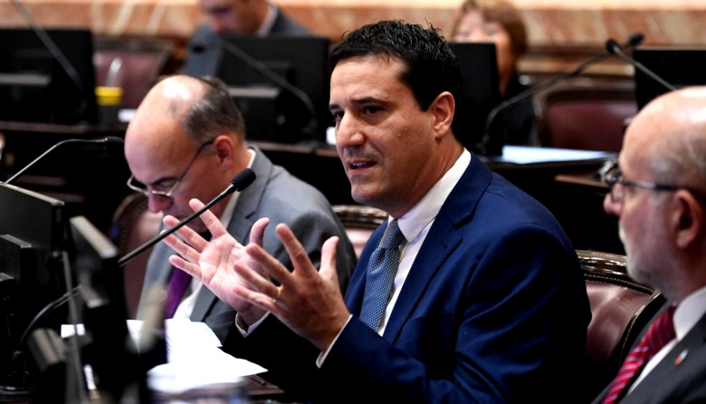 Abad denunció el “abandono” de Kicillof y prendió las alarmas por la crisis del IOMA