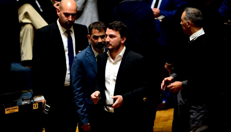 Mal timing: en medio de la campaña anti-Argentina, un libertario presentó un proyecto contra extranjeros