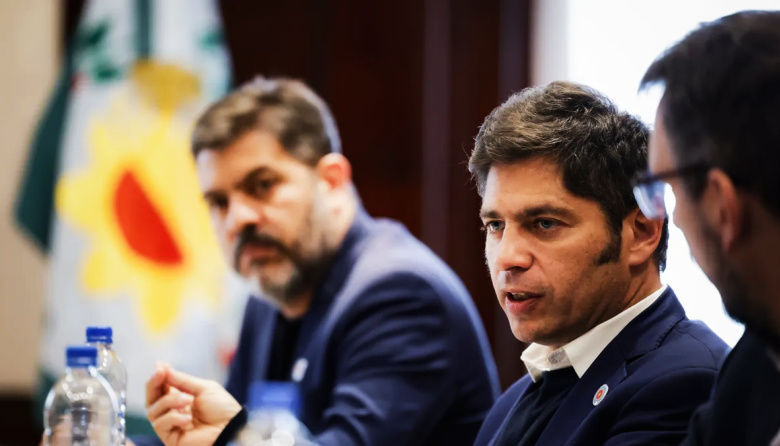 El kicillofismo prendió la interna con un indeciso guiño a la inocencia de Cristina