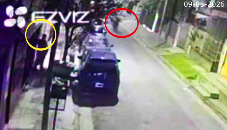 Para escapar de motochorros trepó y saltó las rejas de una casa en Tres de Febrero