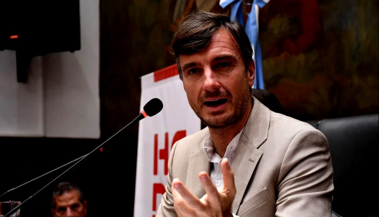 Tensión en Morón: el insólito “acuerdo de confidencialidad” que Ghi busca imponer a 8 mil empleados