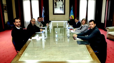 Kicillof se reunió con intendentes del PRO en La Plata