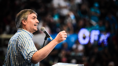 Lo que dejó el discurso de Máximo en Ferro, tras la renuncia de Alberto a su candidatura