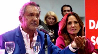 Scioli y Tolosa Paz caminan por la Provincia: desembarco en Mar del Plata