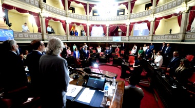 El Senado bonaerense siguió después de la asunción de Kicillof y avanzó con temas pendientes