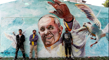 El Municipio de Almirante Brown homenajeó al papa Francisco con un mural en Rafael Calzada