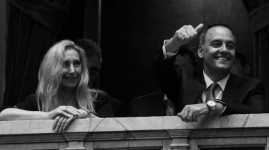 Karina sueña con ser jefa de Gobierno de CABA y mandó a poner afiches con Adorni