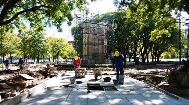 En La Plata, las obras de reconstrucción de la Plaza Rocha avanzaron un 75%