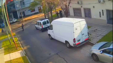 Robo piraña en La Matanza: lo vieron bajar del auto y en la esquina de la casa solo le dejaron las bolsas con las compras