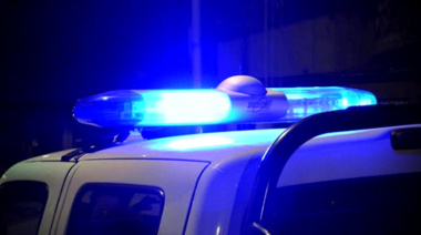 Descontrol en Quilmes: sujeto que se movilizaba con muletas intentó robar a los clientes en un supermercado
