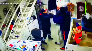 Robo comando en La Matanza: coparon una joyería y escaparon con mercadería en 90 segundos