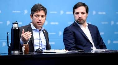 El gobierno bonaerense trató a Adorni de “mentiroso perversa” por los salarios médicos