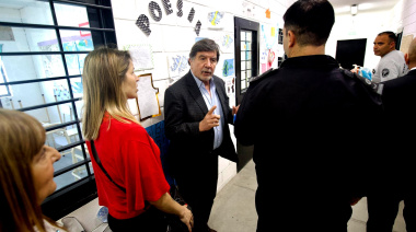 Ministro de Kicillof va contra la Legislatura y criticó la prohibición de los celulares en escuelas
