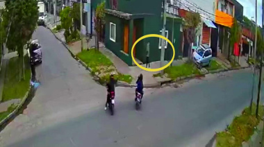 Te sacan las ganas de comer: motochorros lo persiguieron, golpearon y robaron antes del mediodía