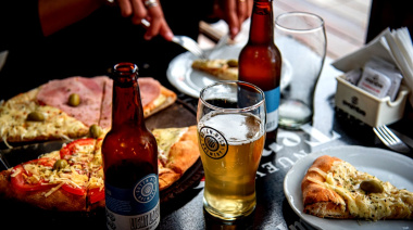 Llegó “La Noche de las Pizzerías” a Brown: increíbles promociones de pizza libre para los vecinos