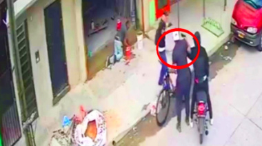 Delante de testigos y a media tarde, motochorros asaltaron a un ciclista y le sacaron hasta la gorra