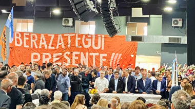 Tregua en la interna bonaerense: Kicillof y Máximo se juntaron para despedir a Mussi