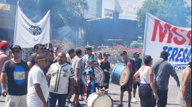 Después del cruce con Mayra Mendoza, Grabois llevó a sus militantes a otro distrito de La Cámpora