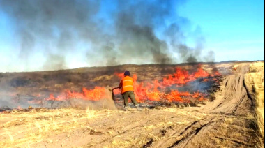 Alerta roja por incendios: el campo le presentó quejas a Milei y Kicillof por el abandono rural