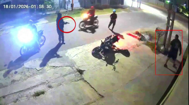 Descontrol en el Conurbano: motochorros lo interceptaron y le robaron el vehículo en 20 segundos