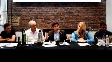 Kicillof visitó Chascomús y escuchó reclamos del sector productivo en medio de la crisis
