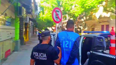 Menores con antecedentes penales fueron detenidos cuando pretendían robar un taxi en La Boca