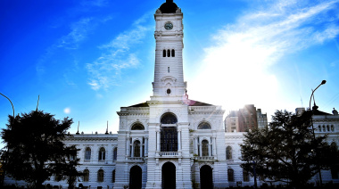 Disponen un aumento del 10% para los trabajadores municipales de La Plata