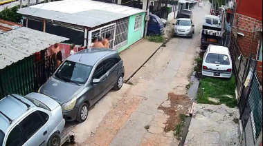 Automovilista en fuga corrió a toda velocidad por las calles angostas de un barrio de Laferrere