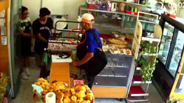 Segundo ataque en pocos meses: simularon ser clientes y robaron una panadería de Quilmes