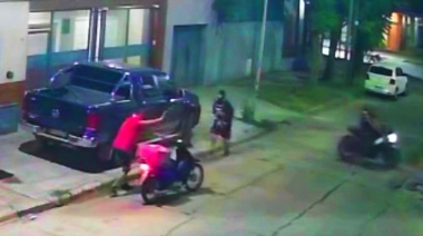 Motochorros arruinaron a otro trabajador en Merlo