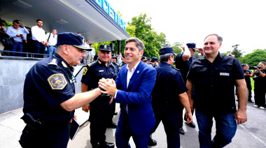 Kicillof encabezó un Congreso de Seguridad, reivindicó a la Policía y pactó un acuerdo con municipios