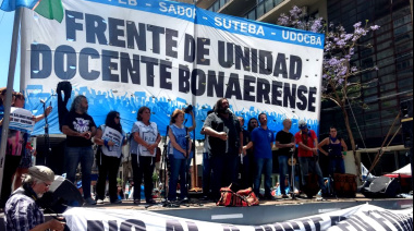 Se le complicó a Kicillof: los gremios docentes van a paro y peligra el inicio de clases