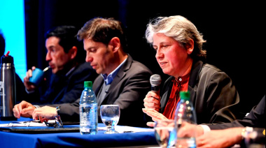 En busca de mejorar la relación con los gremios, Kicillof apunta a frenar el pluriempleo docente