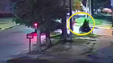 Emboscada en Moreno: una pareja de motociclistas fue golpeada y robada