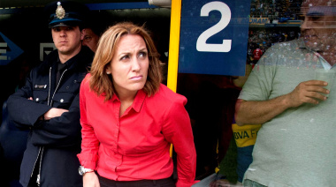 ¿Diputada y patovica?: a los empujones, Arietto impidió el ingreso de un delegado de Lustramax