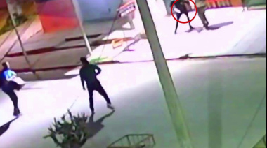 A las 5:30 y cuando se iban a trabajar, los amenazaron y robaron con cuchillas de carniceros