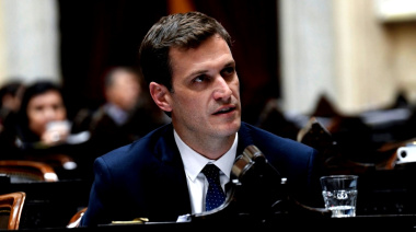 Insólito: un diputado bonaerense compró un rifle y se lo enviaron al Congreso de la Nación