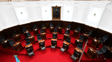 Vacaciones más cortas: el radicalismo propone que los concejales bonaerenses trabajen en verano