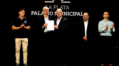 Alak reconoció a los platenses que participaron de la Misión Artemis II de la NASA