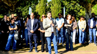 25 de Mayo: Egüen celebró el aniversario de Pedernales con un guiño a la autonomía para el interior