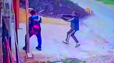 Buscaba trabajo y lo asaltaron en la puerta de un corralón en Virrey del Pino