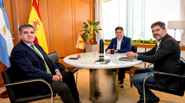 Modo candidato: Kicillof recibió al embajador de España antes de su gira por Madrid y Barcelona
