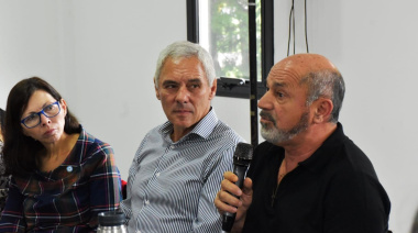 Ministra de Kicillof llamó a intendentes y concejales a coordinar acciones contra el ajuste de Milei