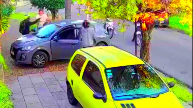 “Bajala o te la mato”: sin piedad robaron un auto donde viajaba una jubilada discapacitada