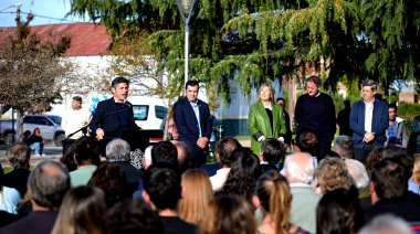 Con obras en Coronel Suárez, Kicillof cuestionó a Milei por el ajuste a universidades nacionales