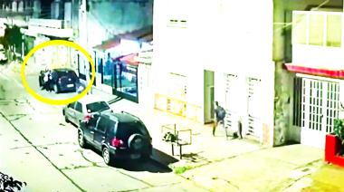 Robo al voleo en La Matanza: llegó a la casa y solitario ladrón la atacó a la carrera