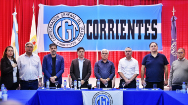 Kicillof mostró músculo político en Corrientes y habló de "cambiar de piel" para ganarle a Milei
