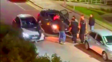 Intercedió en una discusión y lo atropelló un auto en Mar del Plata